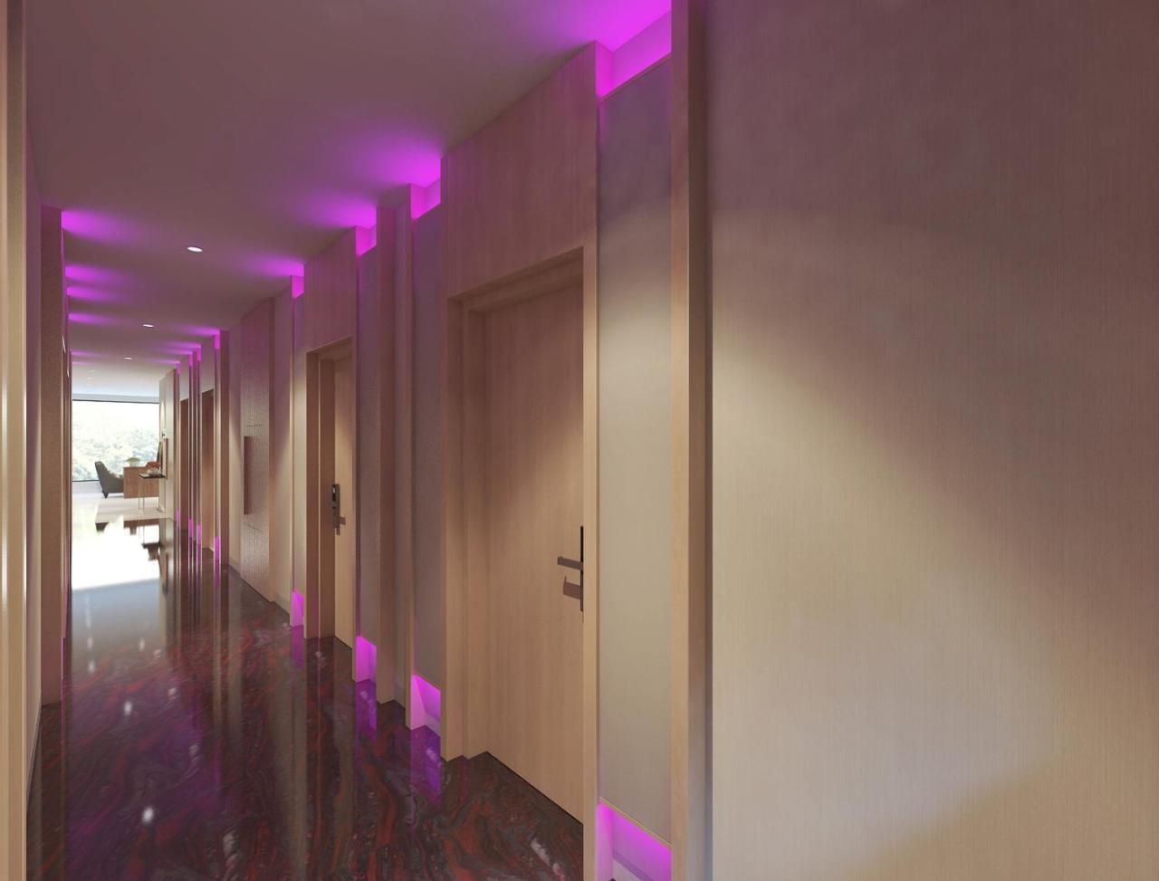 Eightin Hotel Sudirman Jakarta Buitenkant foto